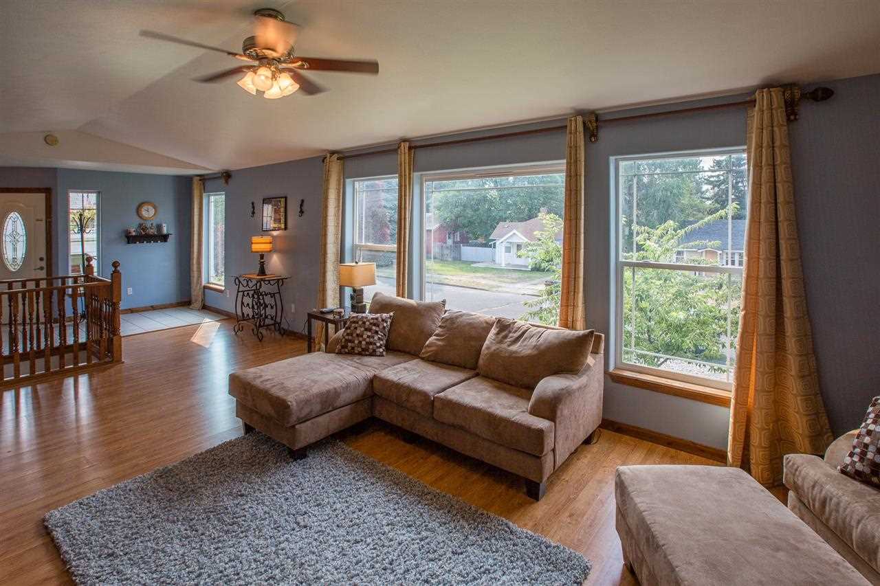 2328 W Kiernan Ave - Photo 6