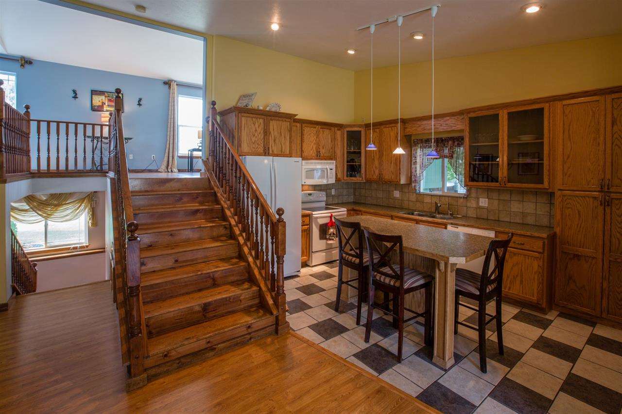 2328 W Kiernan Ave - Photo 8