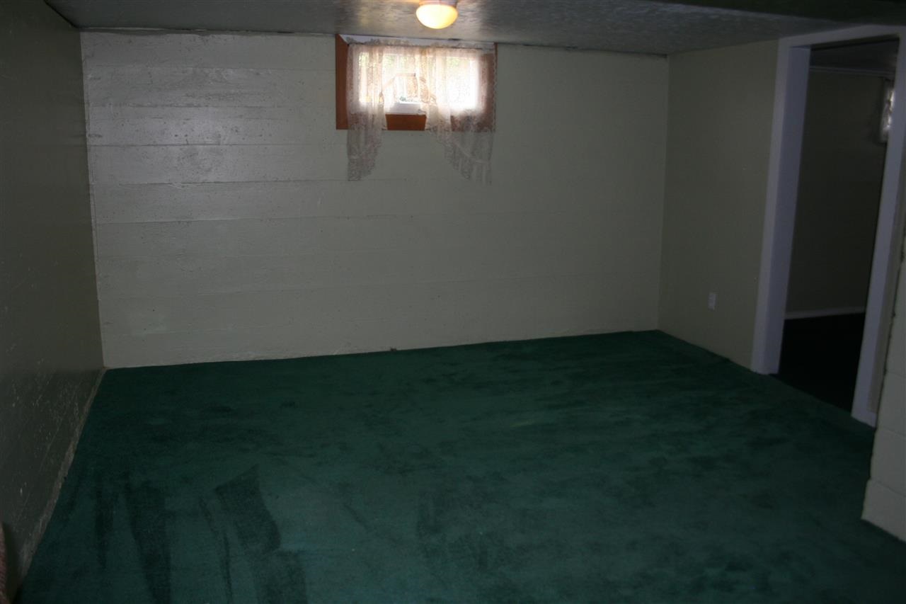 8005 N Regal St - Photo 12