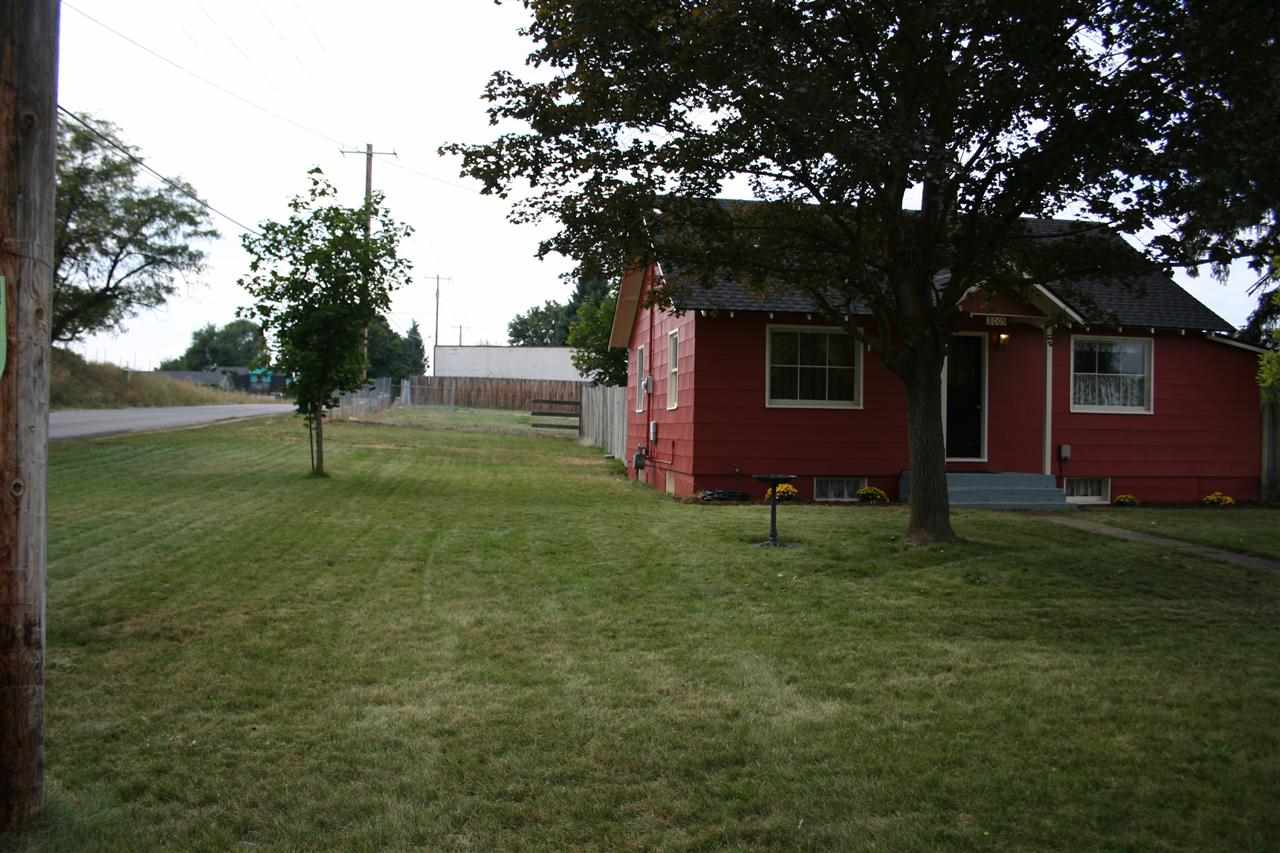 8005 N Regal St - Photo 13