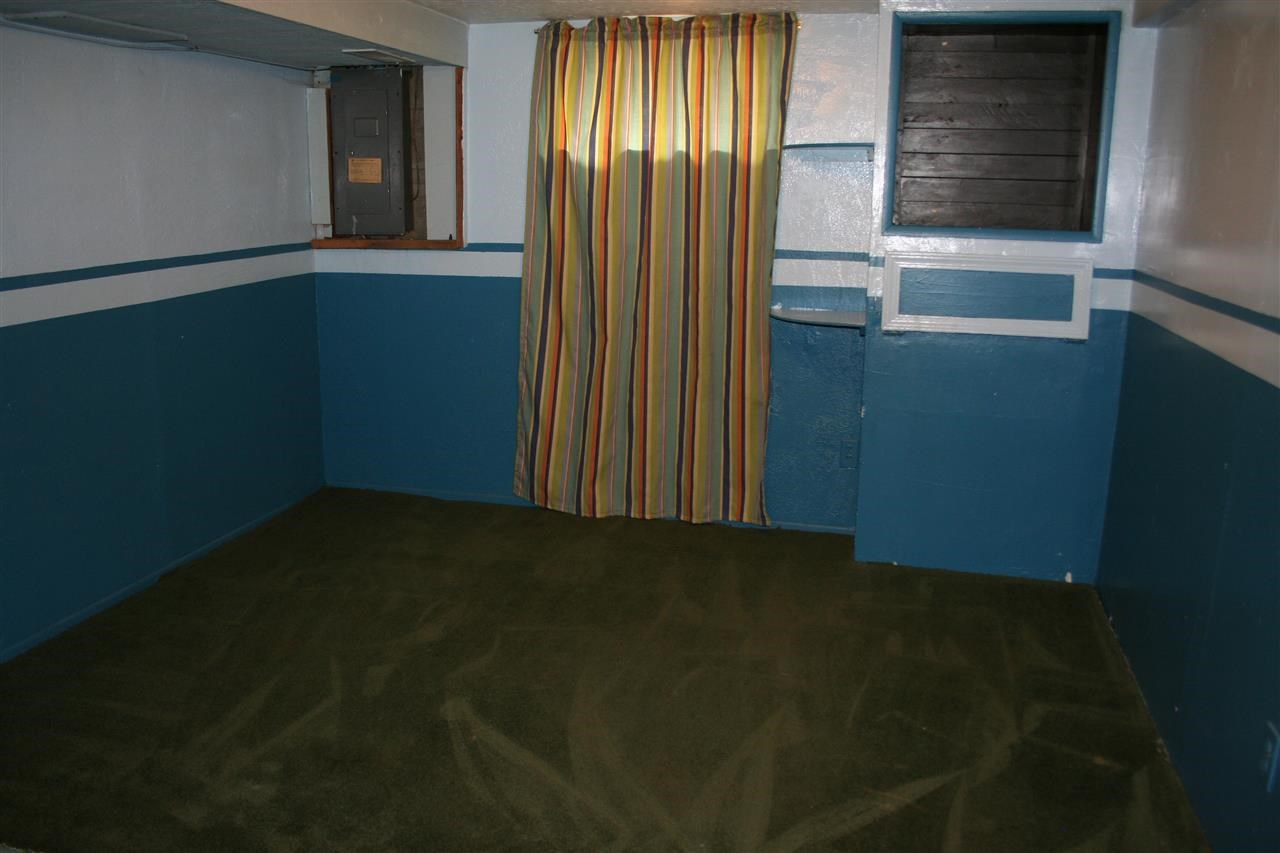 8005 N Regal St - Photo 9
