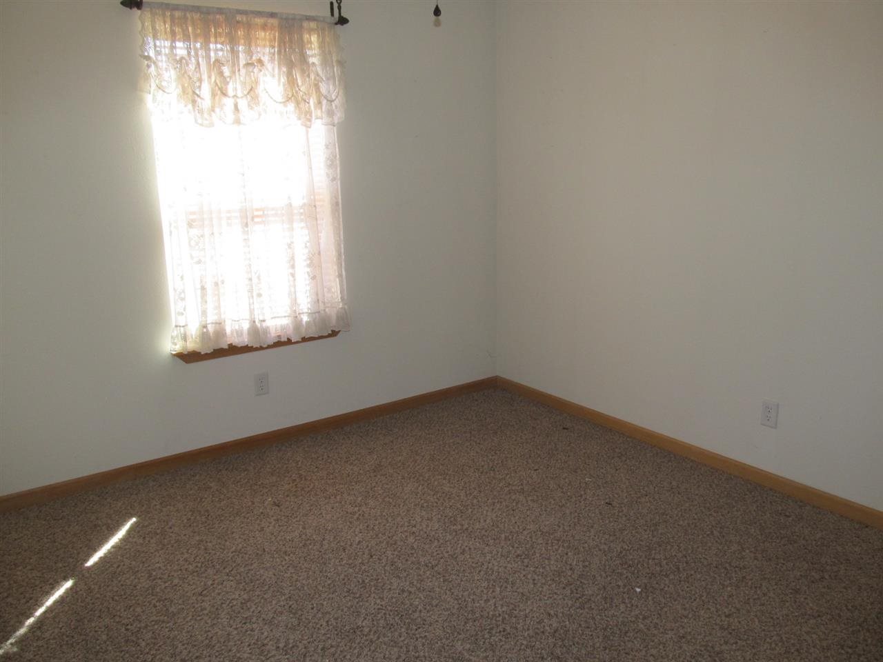 4892 Spring Valley Rd - Photo 11