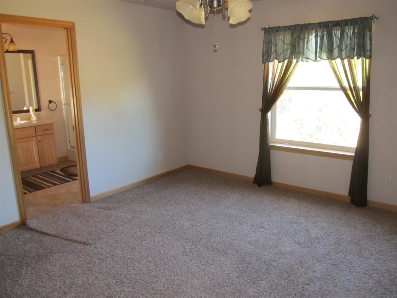 4892 Spring Valley Rd - Photo 6
