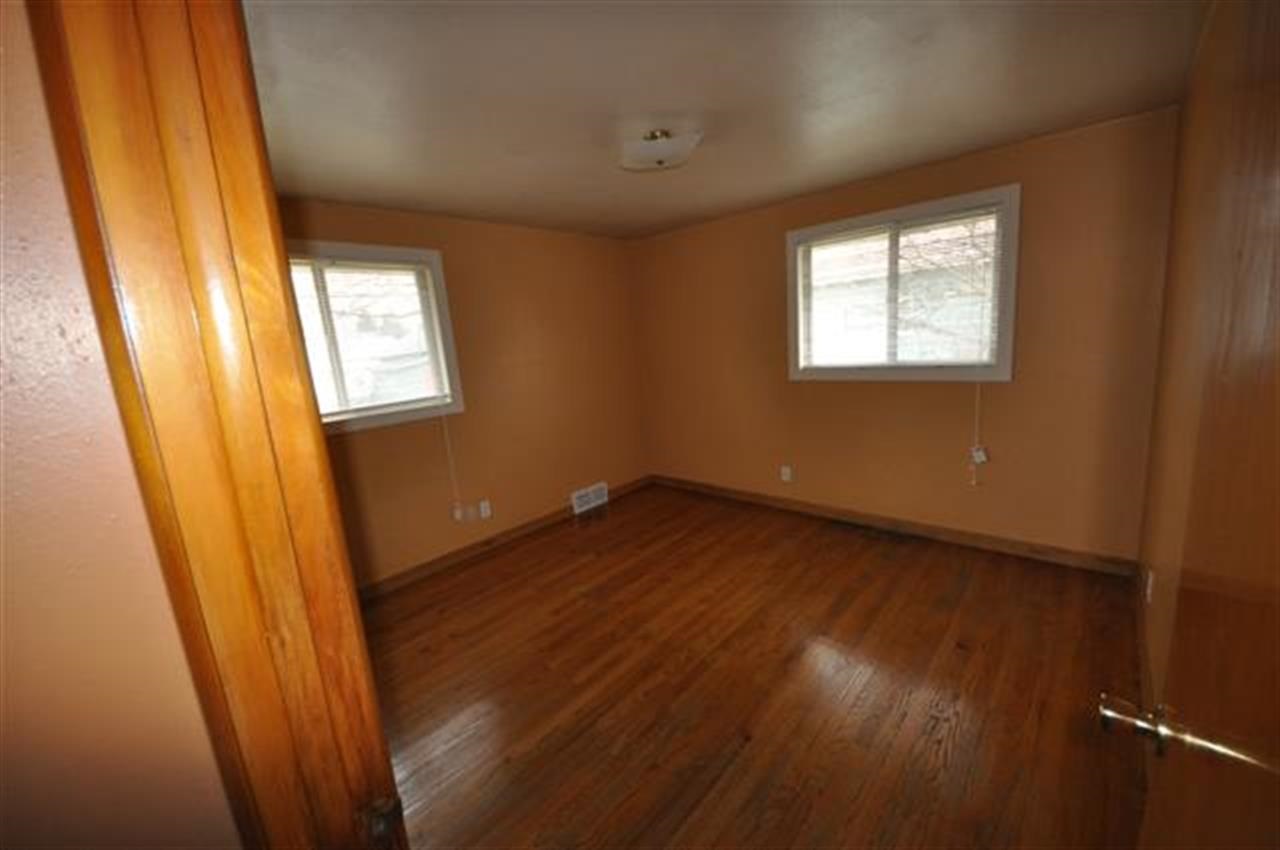 5017 N Wall - Photo 6
