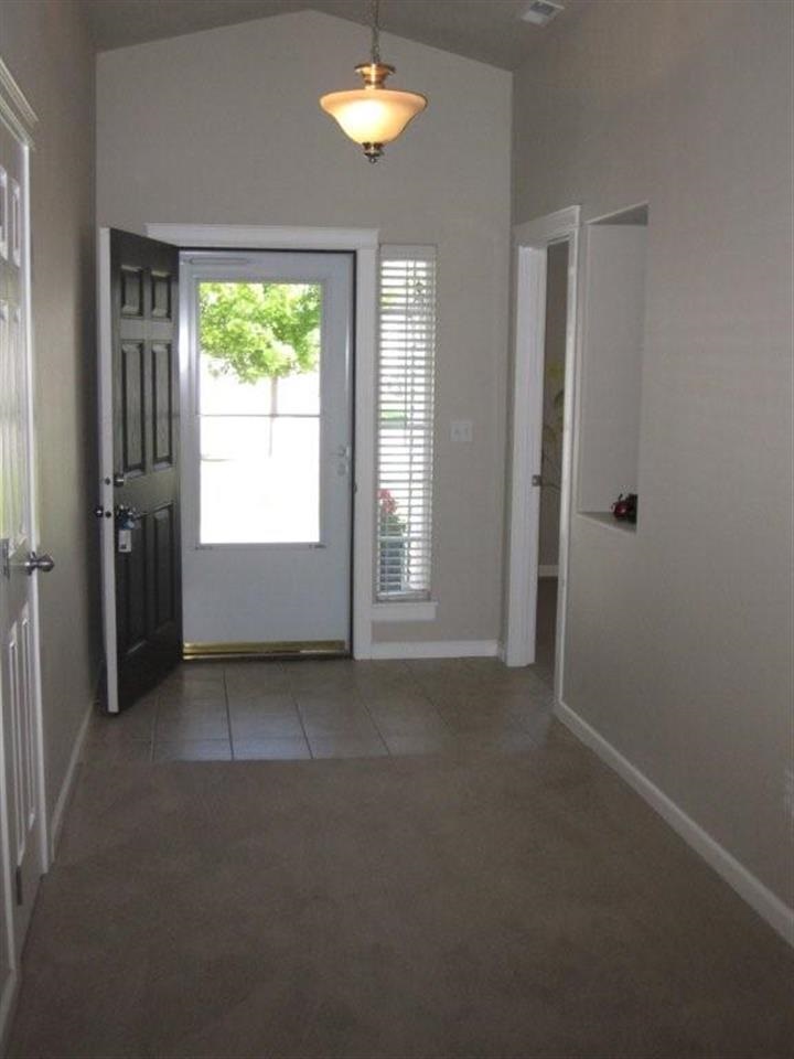 1901 N Aladdin Rd - Photo 3