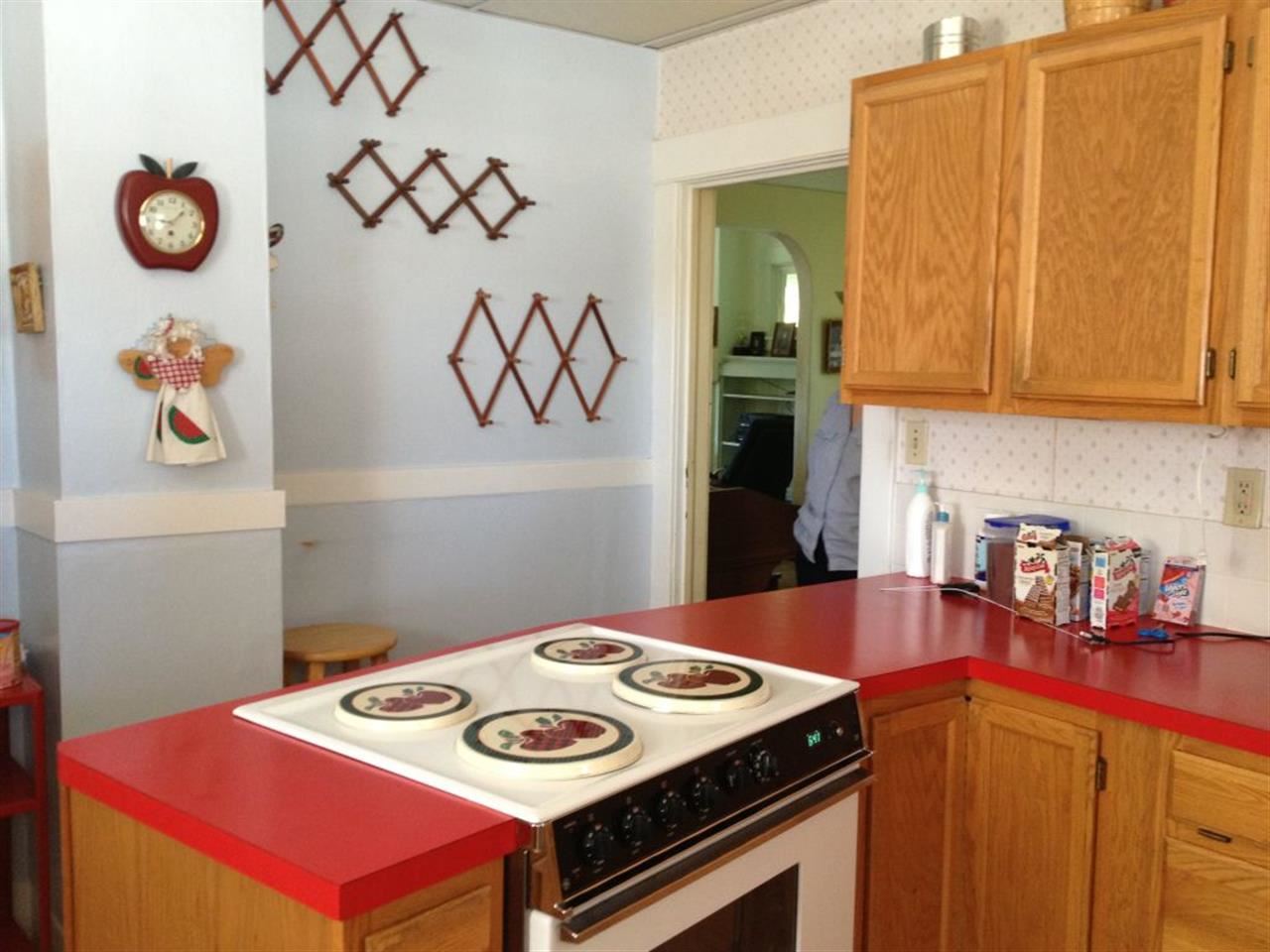 619 E 32ND - Photo 11