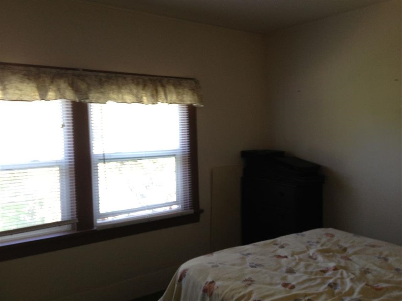 619 E 32ND - Photo 13