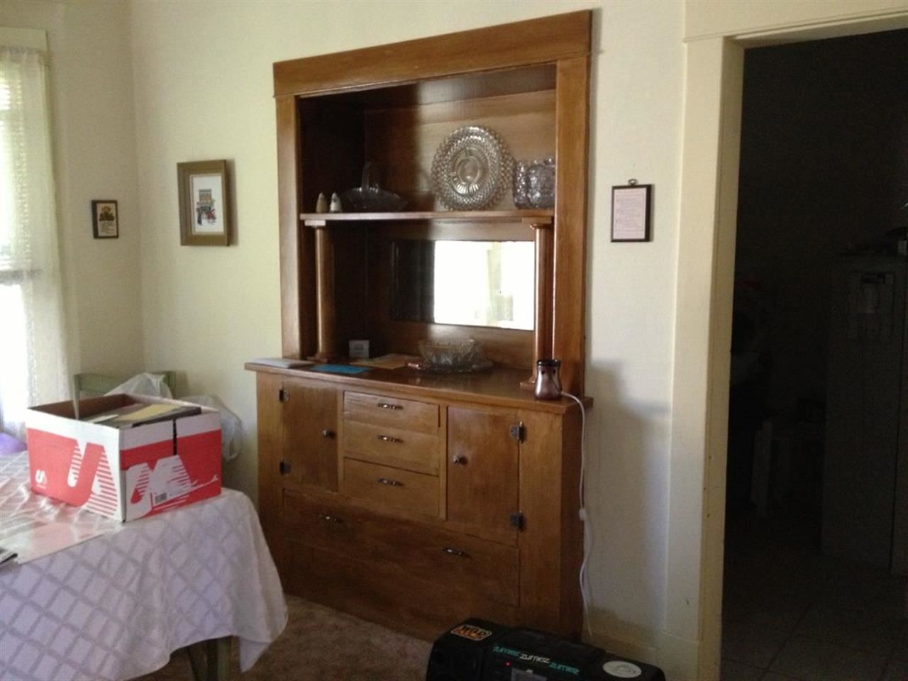 619 E 32ND - Photo 8