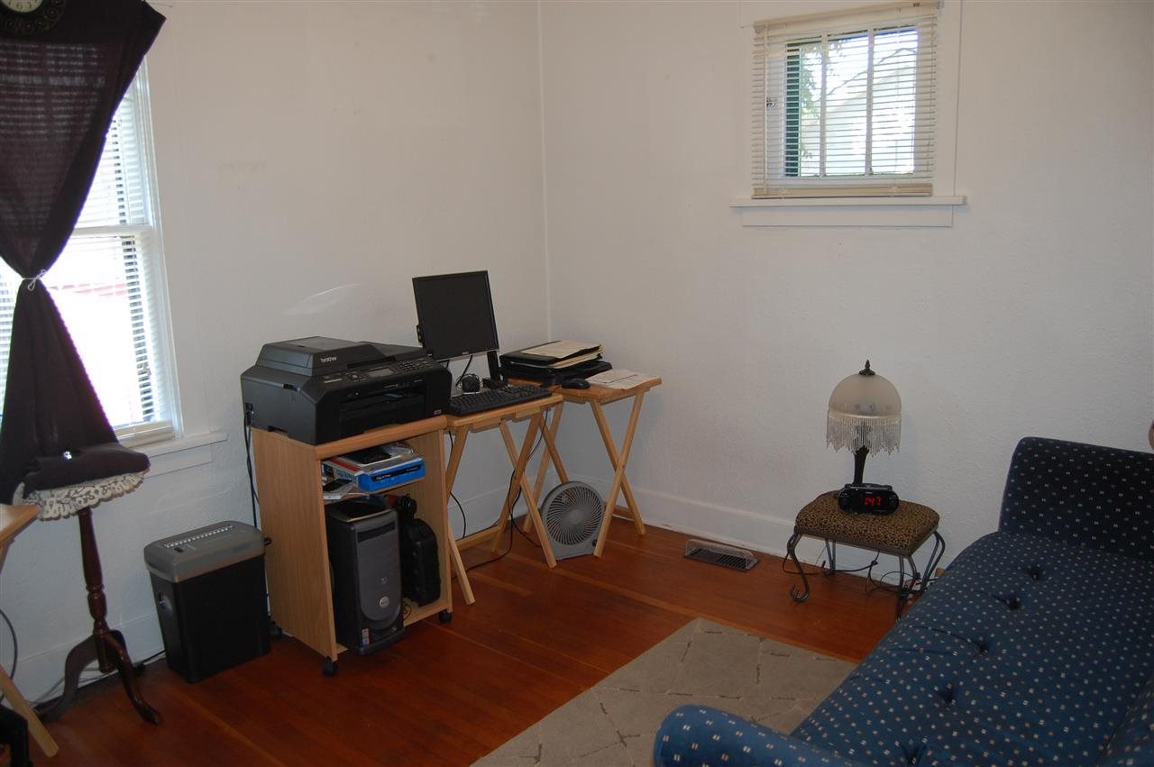 2924 W Fairview Ave - Photo 9