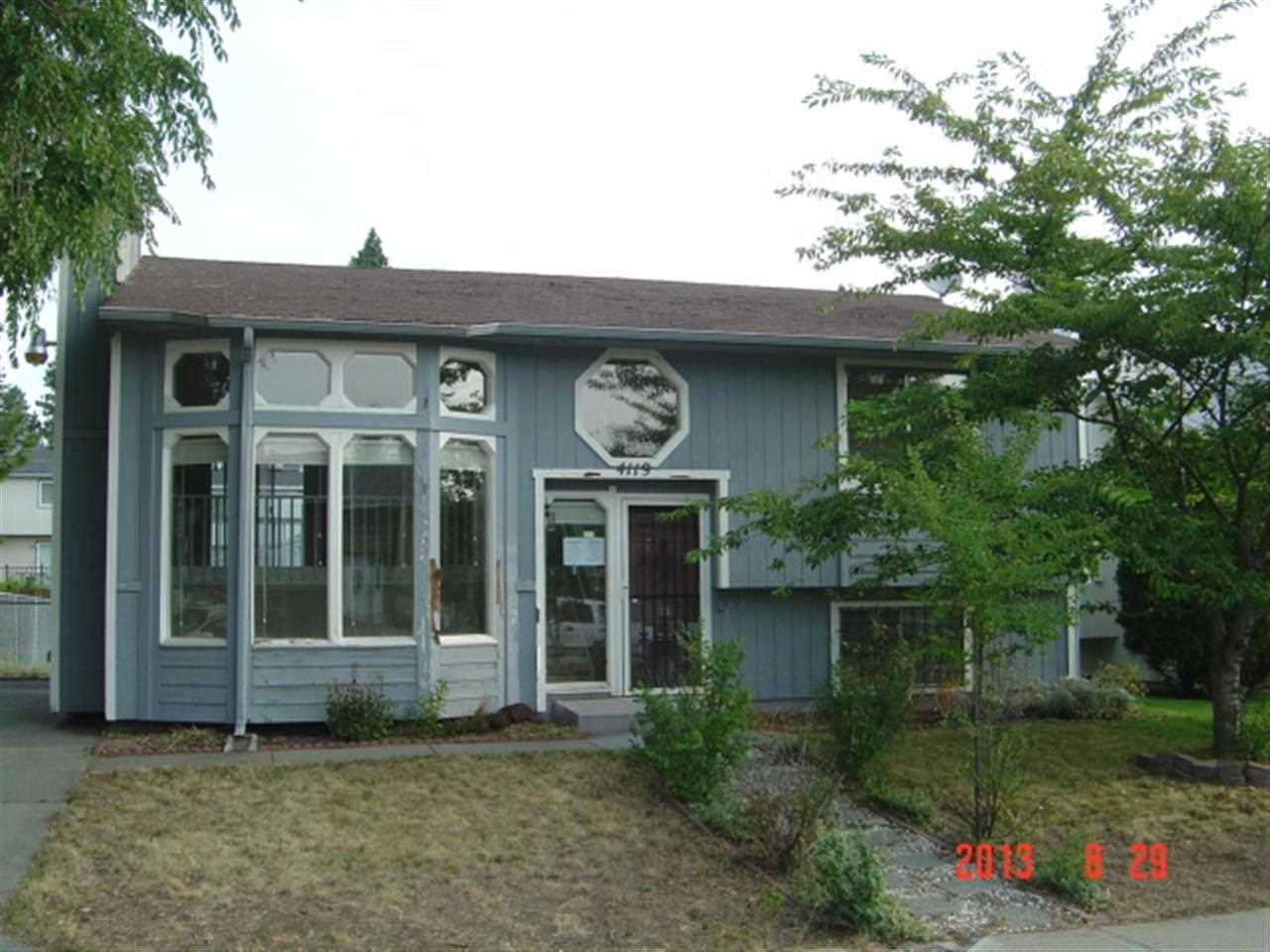 4119 E 32nd Ave - Photo 1