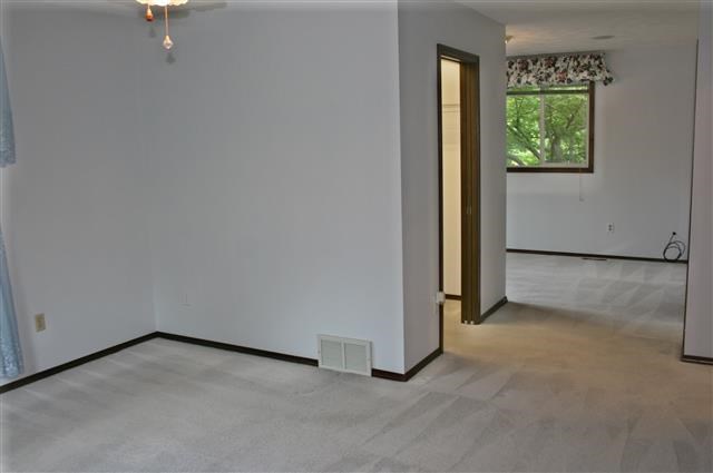 11319 E 29TH Ave - Photo 12
