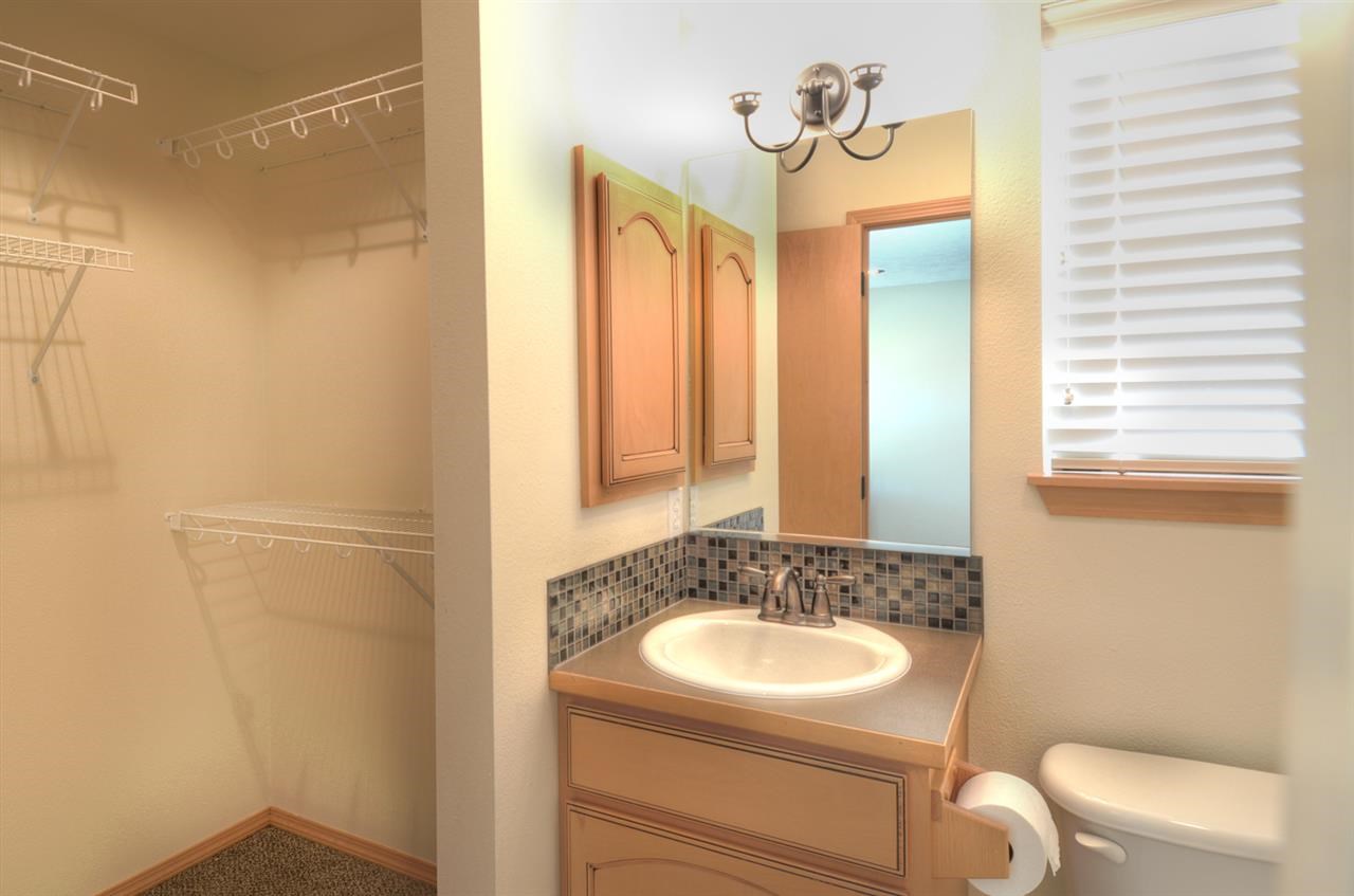 7006 N Bluegrass Ln - Photo 8