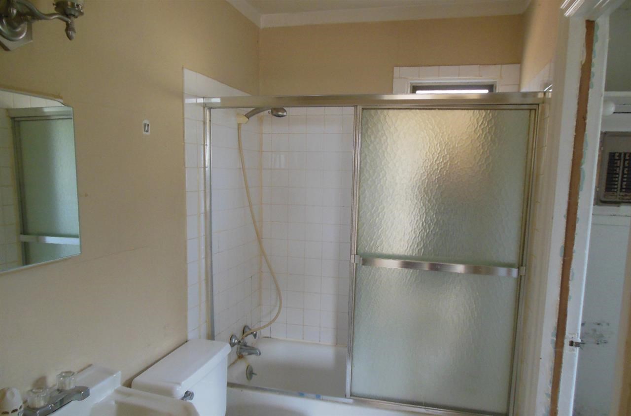 611 E Sanson Ave - Photo 6