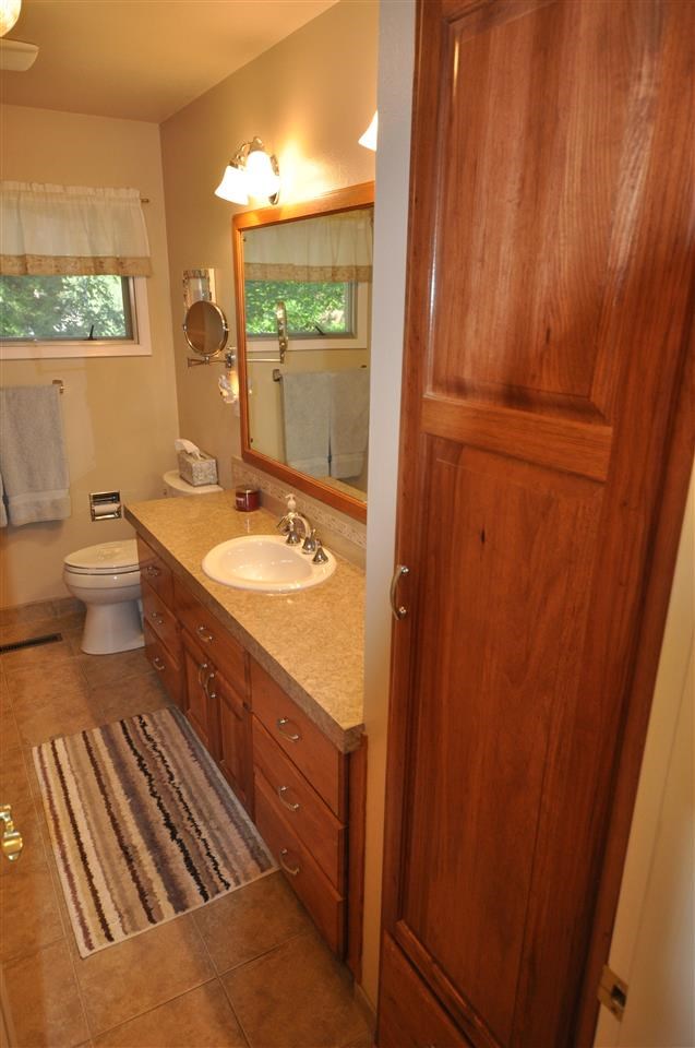 1611 E 37th - Photo 5