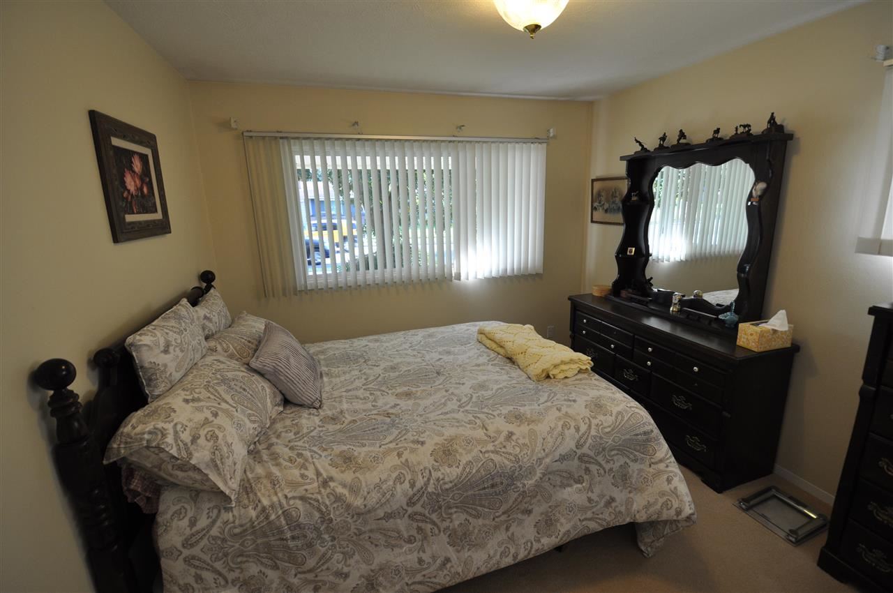 1611 E 37th - Photo 8