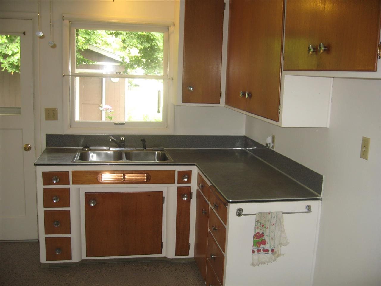 1023 E Dalke Ave - Photo 11