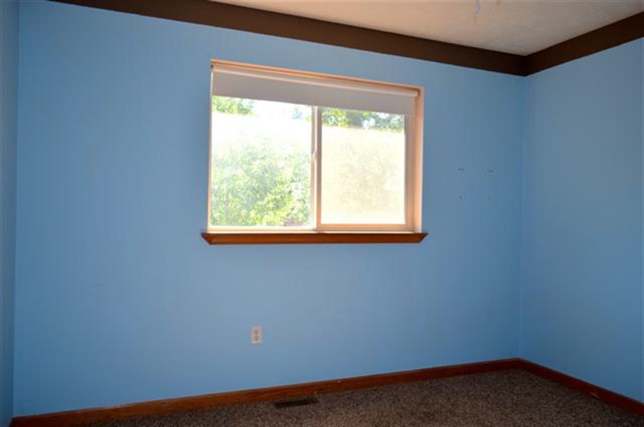 4906 E 14TH Ave - Photo 11
