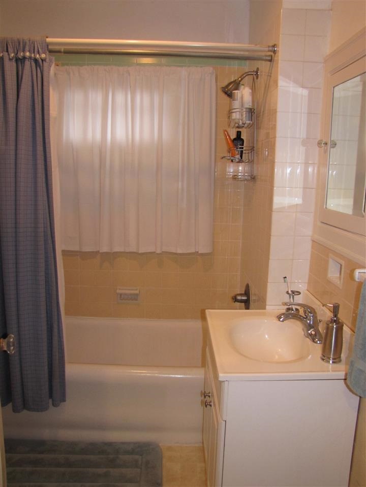 1314 S Bernard St - Photo 12