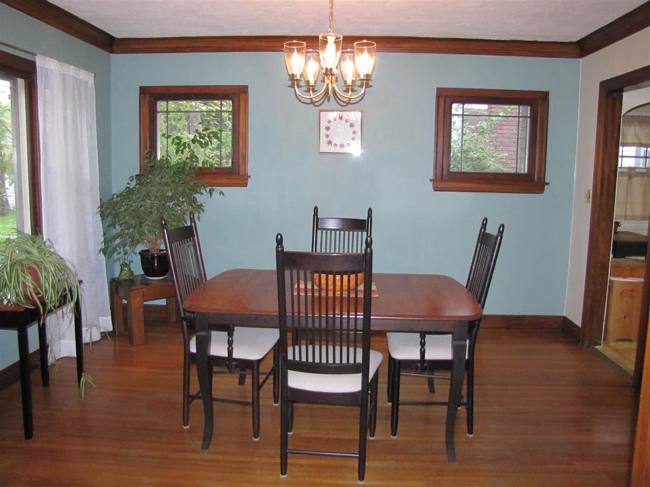 1314 S Bernard St - Photo 3