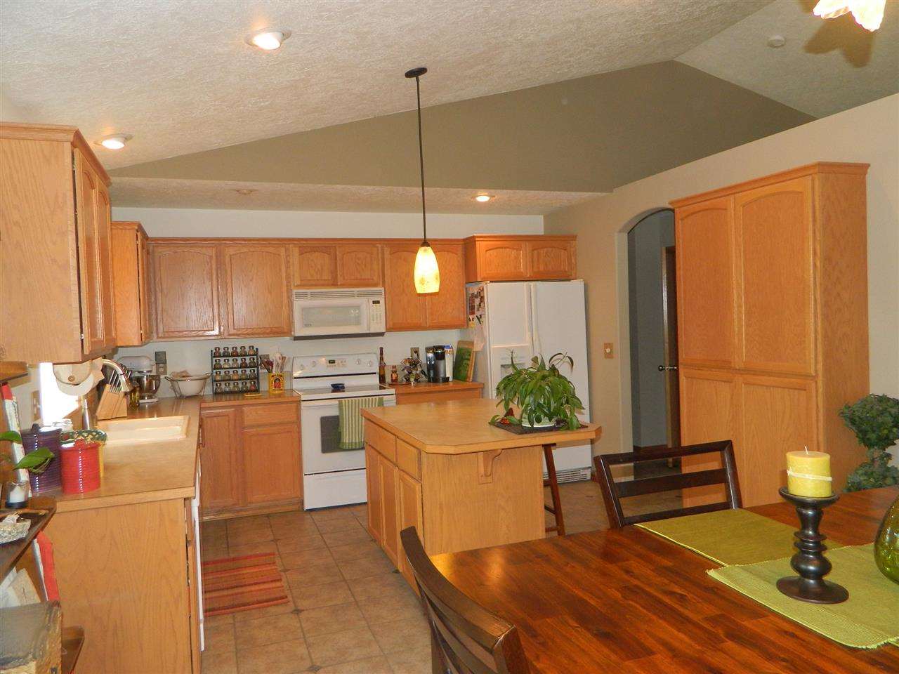 9317 E Princeton Ave. - Photo 3
