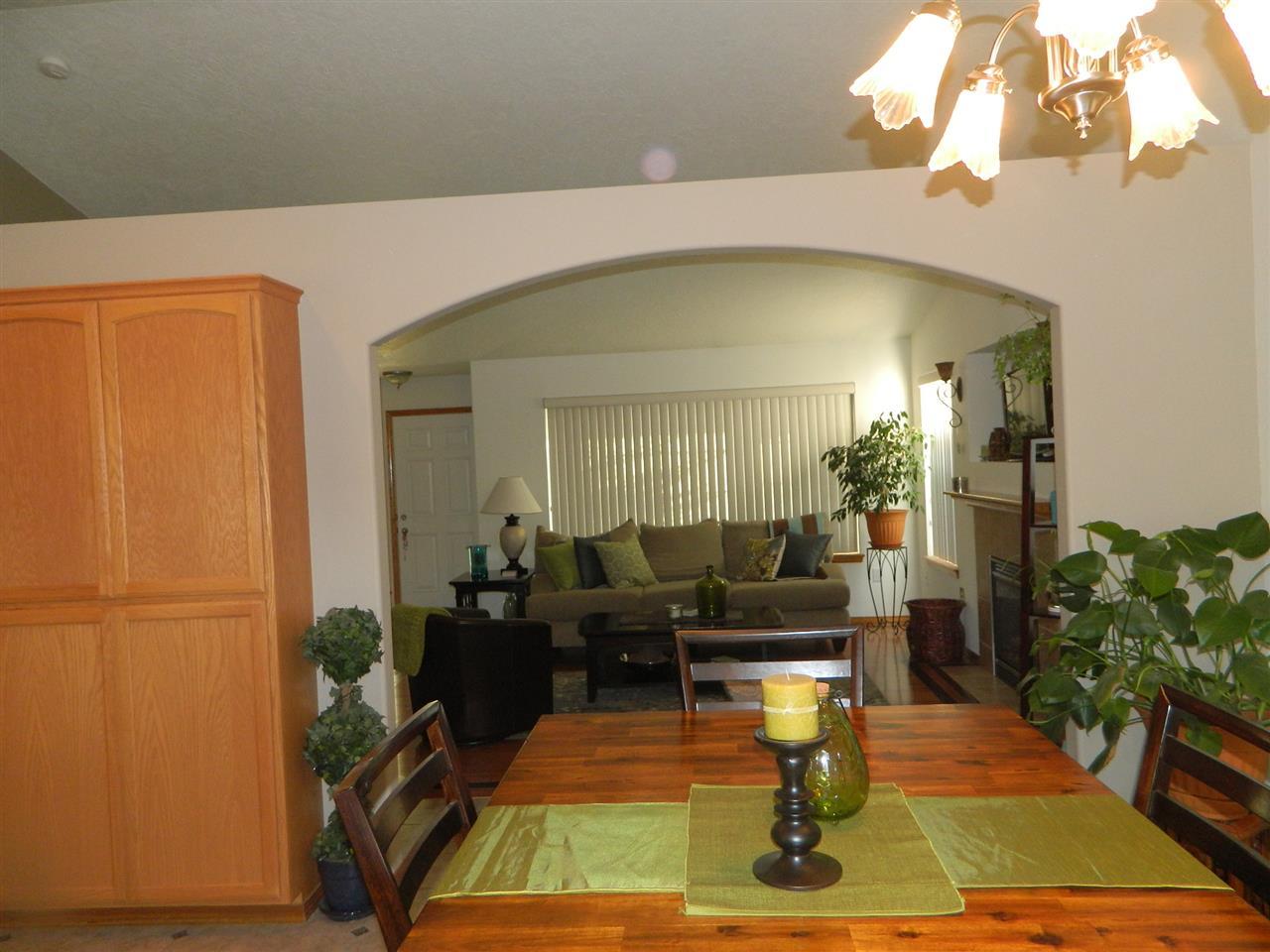 9317 E Princeton Ave. - Photo 4
