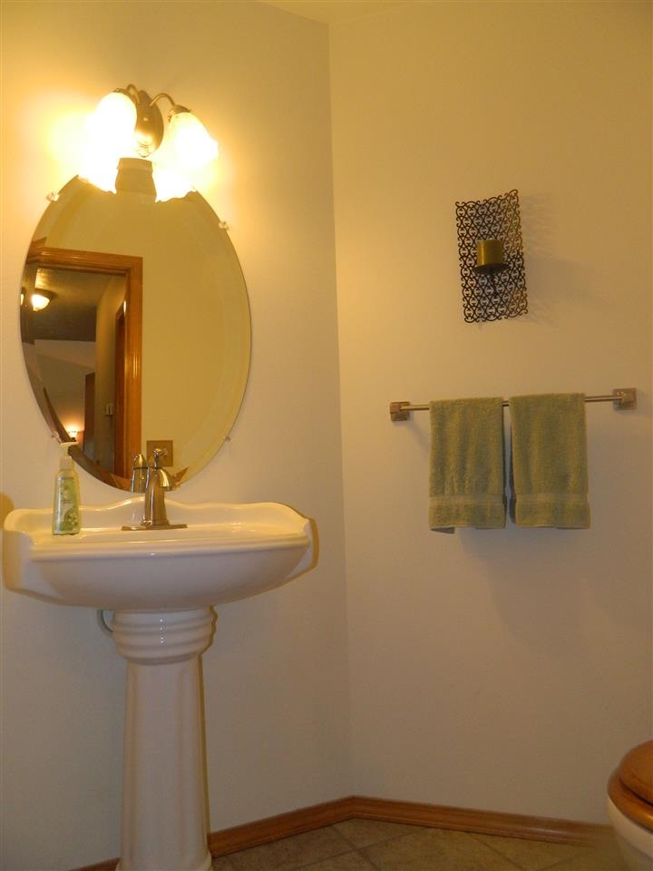 9317 E Princeton Ave. - Photo 10