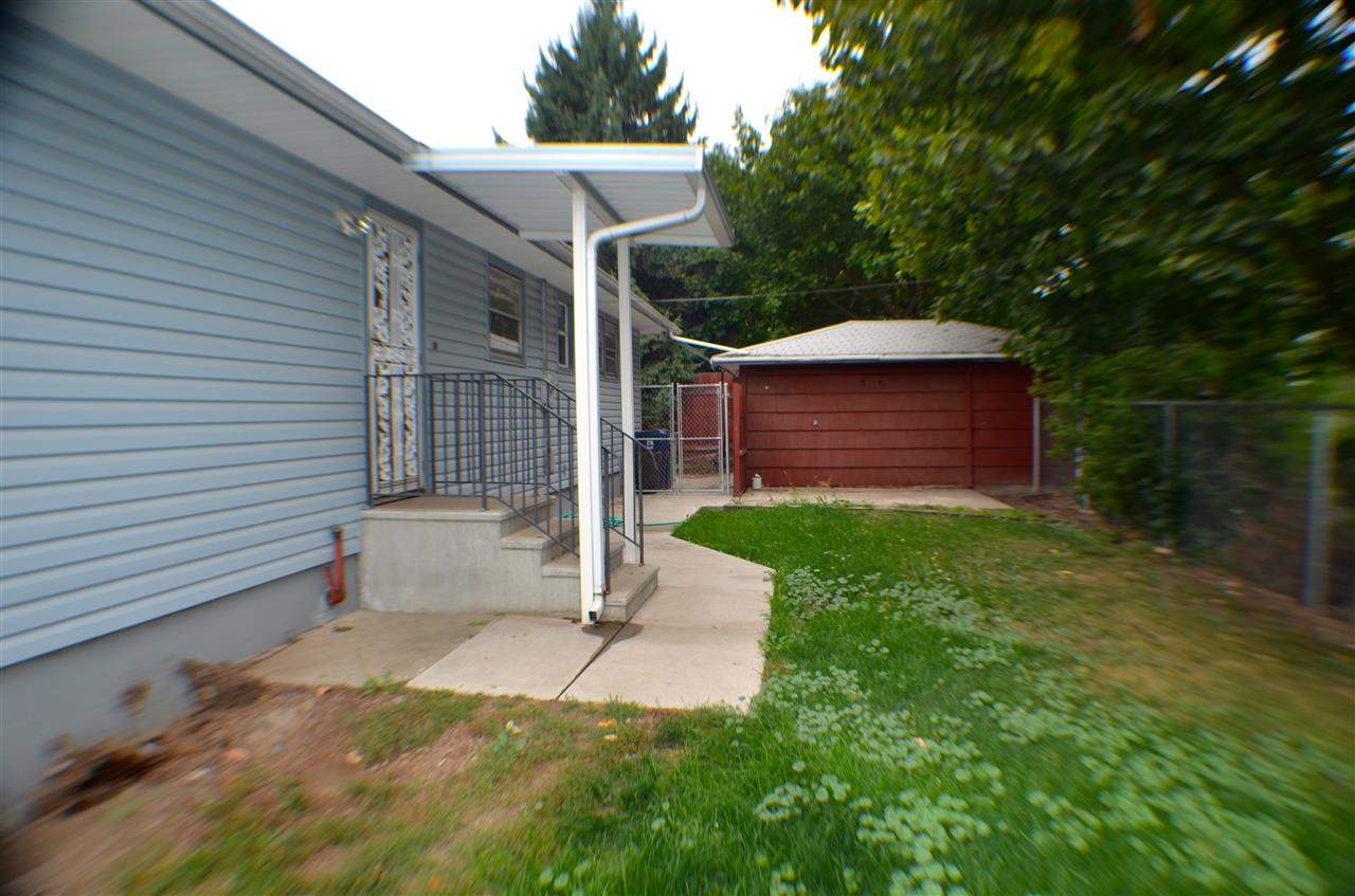 3311 E Hills Ct - Photo 19