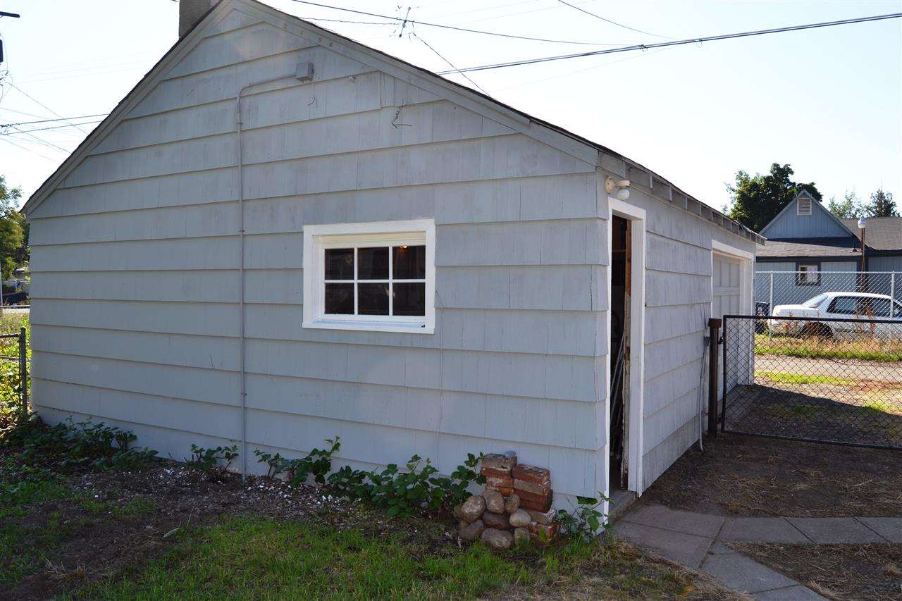 1818 E Sharp Ave - Photo 20