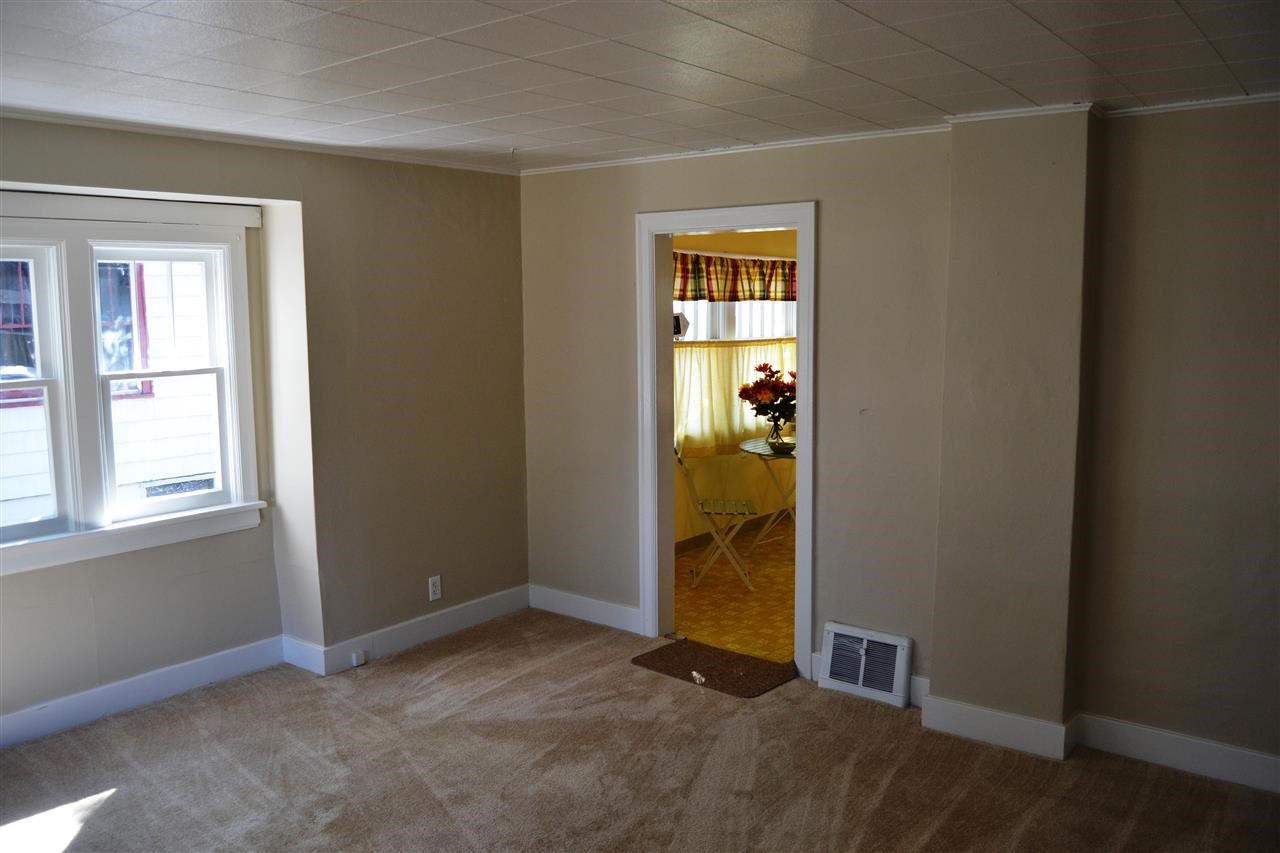 1818 E Sharp Ave - Photo 3