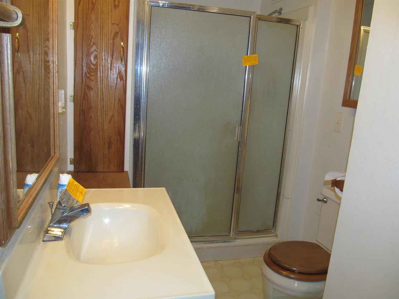 301 S Center - Photo 5