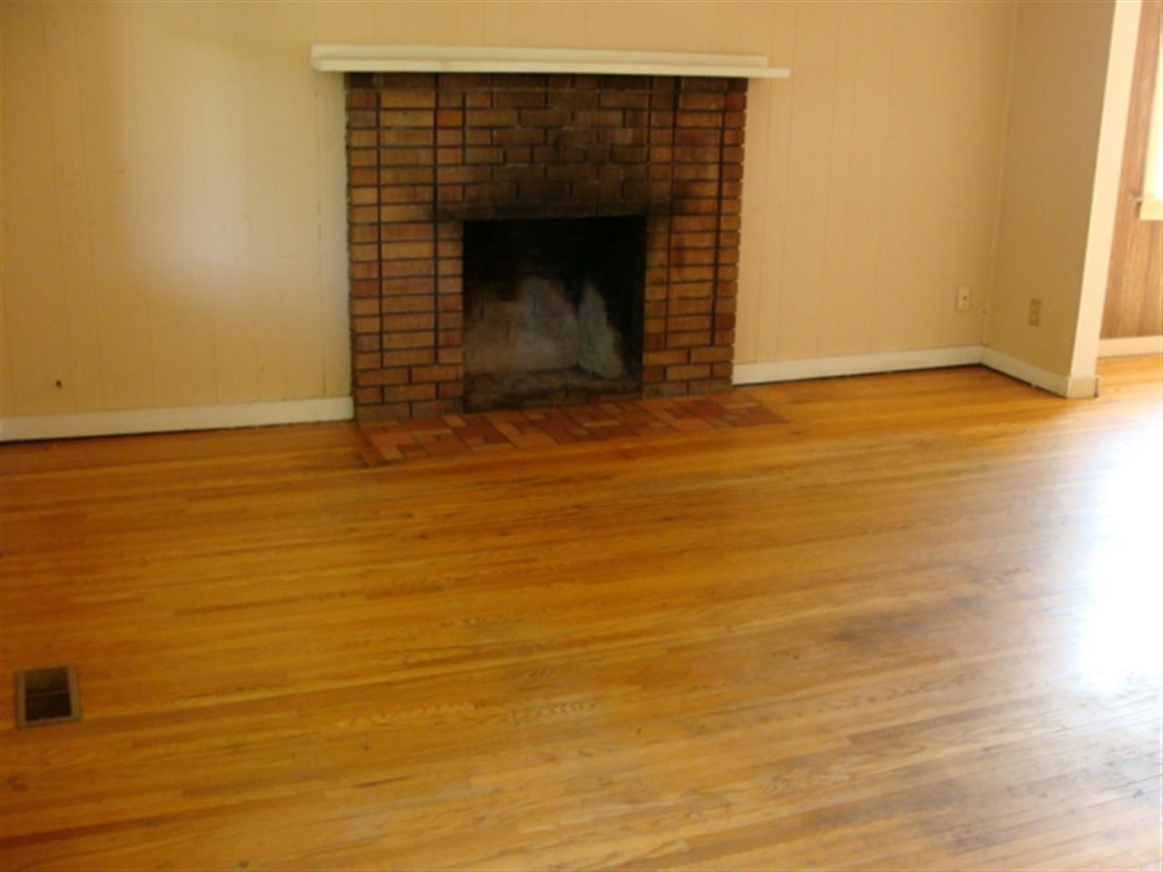 2607 N Napa St - Photo 3