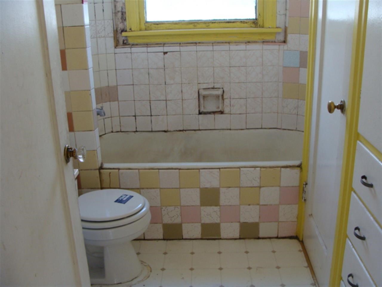 2607 N Napa St - Photo 7