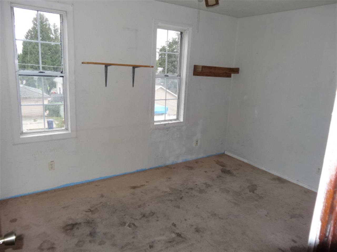 2020 E Courtland Ave - Photo 15