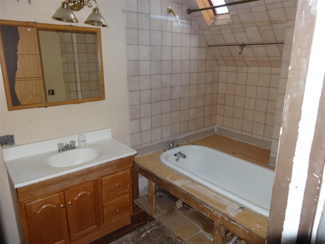 2020 E Courtland Ave - Photo 17