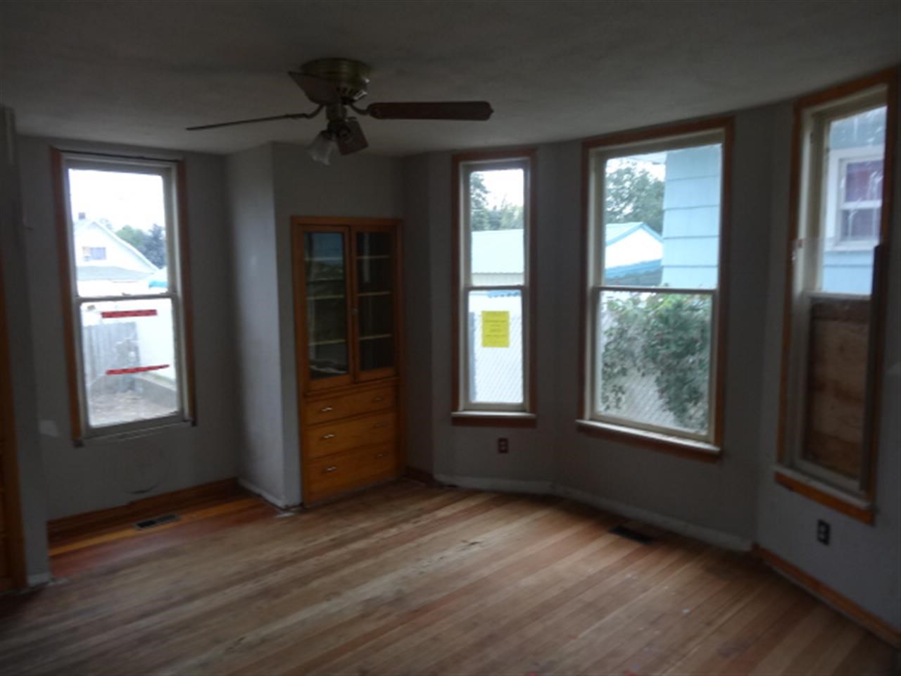 2020 E Courtland Ave - Photo 9