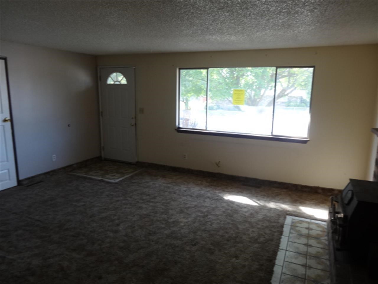 1524 N Vista Rd - Photo 3