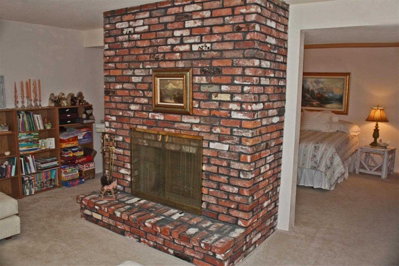 15705 E 11th Ave - Photo 13