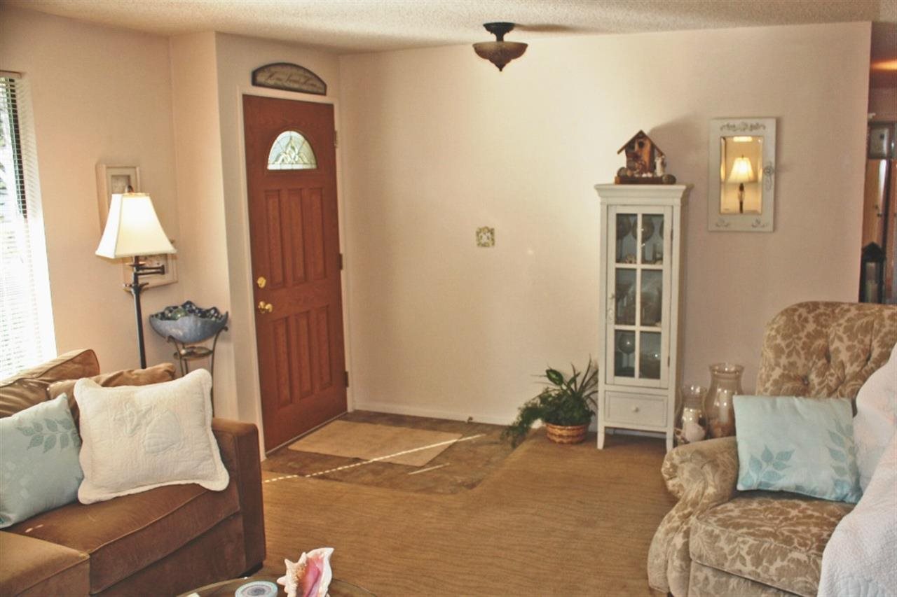 15705 E 11th Ave - Photo 3