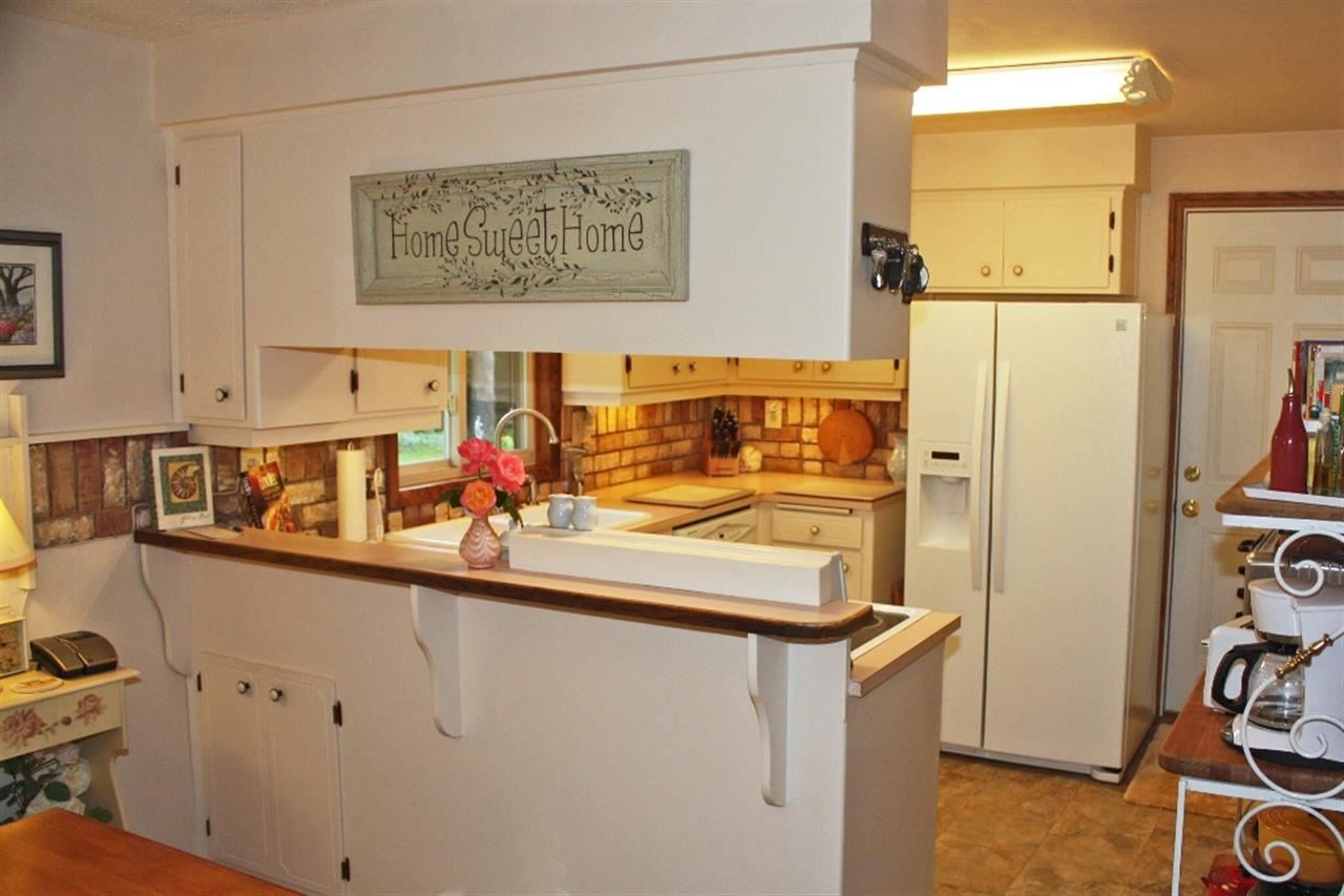 15705 E 11th Ave - Photo 7