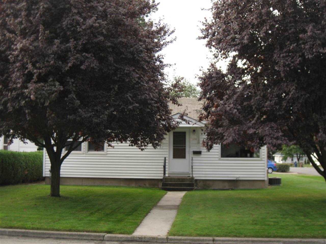 1006 E 35th Ave - Photo 1