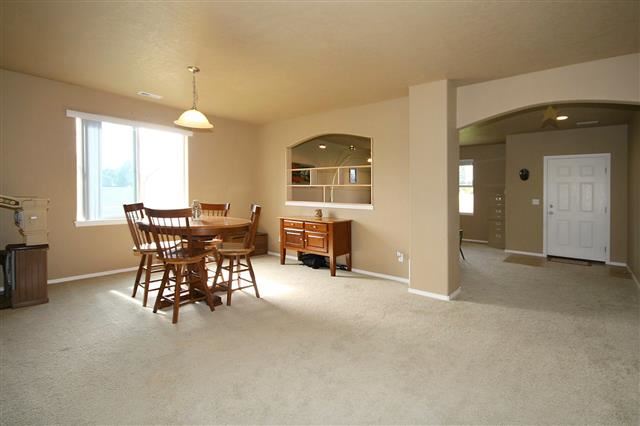 2813 W Abigail Ct - Photo 5