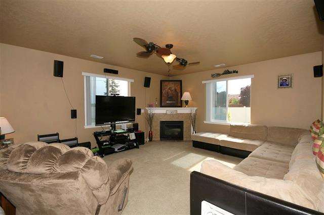 2813 W Abigail Ct - Photo 6