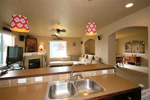2813 W Abigail Ct - Photo 7
