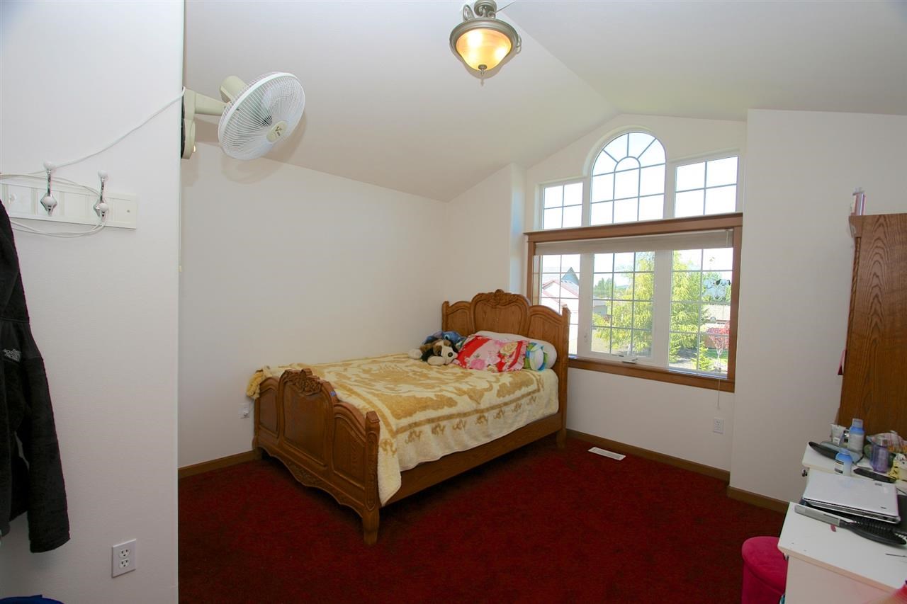 10210 N MOSS Ln - Photo 13