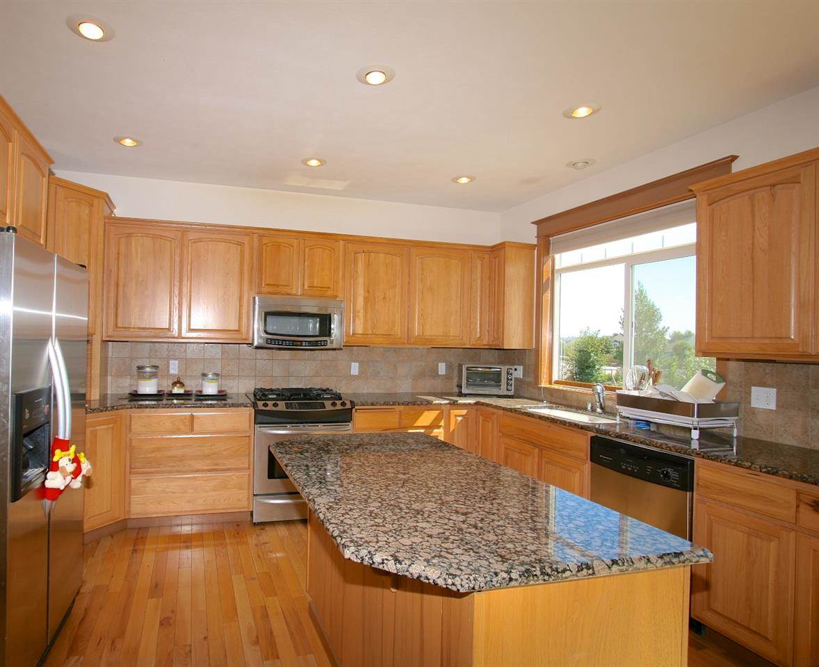 10210 N MOSS Ln - Photo 8