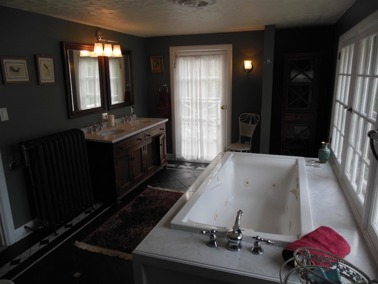 2424 S Manito Blvd - Photo 11
