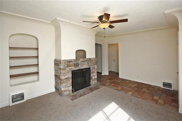 915 E 29th St - Photo 14