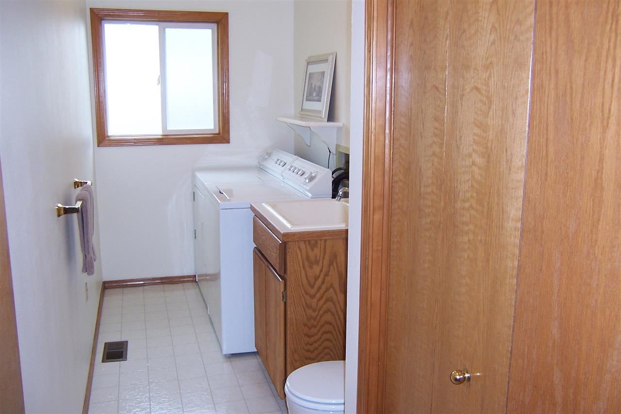 1123 E BRIERWOOD - Photo 15