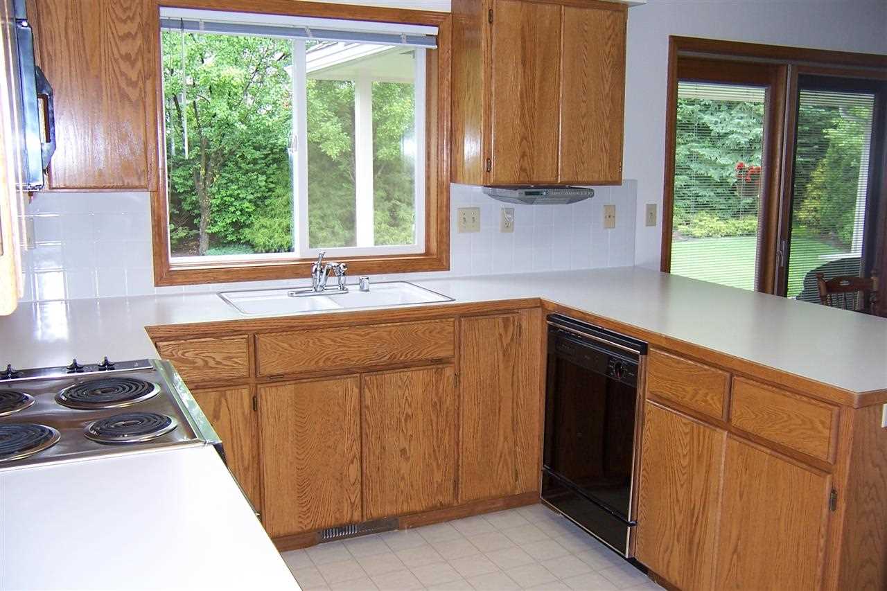 1123 E BRIERWOOD - Photo 7