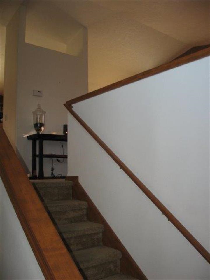 1502 E CLOVER - Photo 4